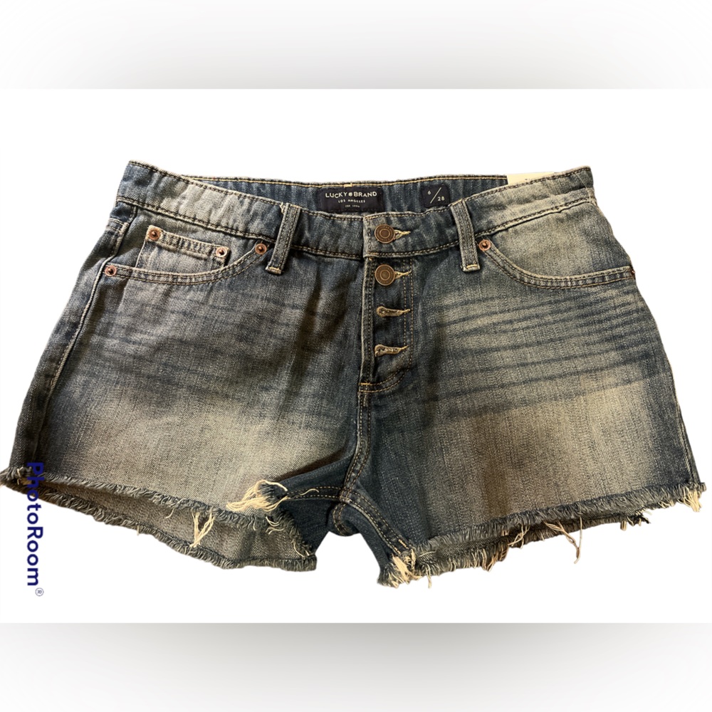 New!! Lucky Brand “The Cut Off” Jean shorts. Size 6